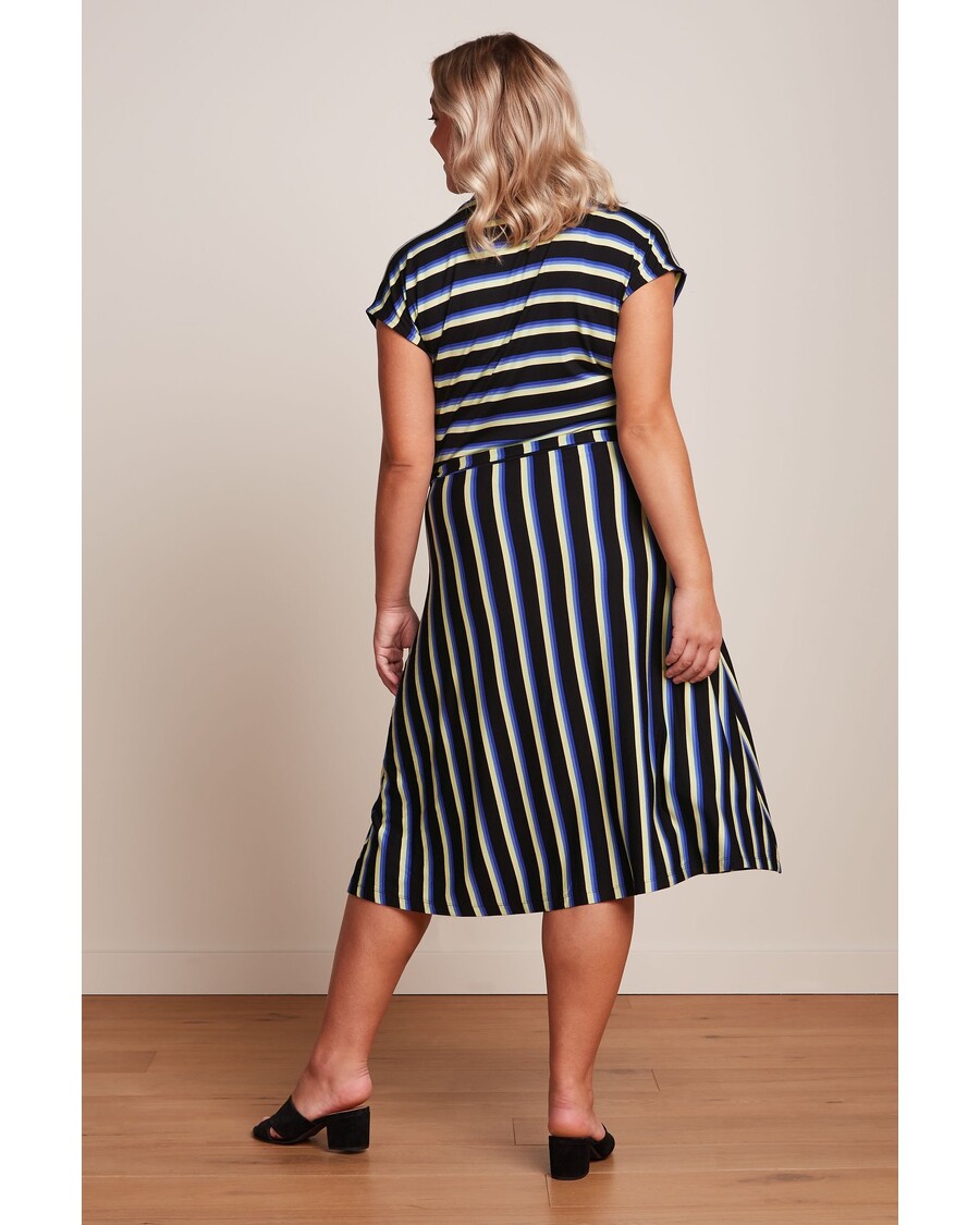 крал луи абигейл рокля Embla райе