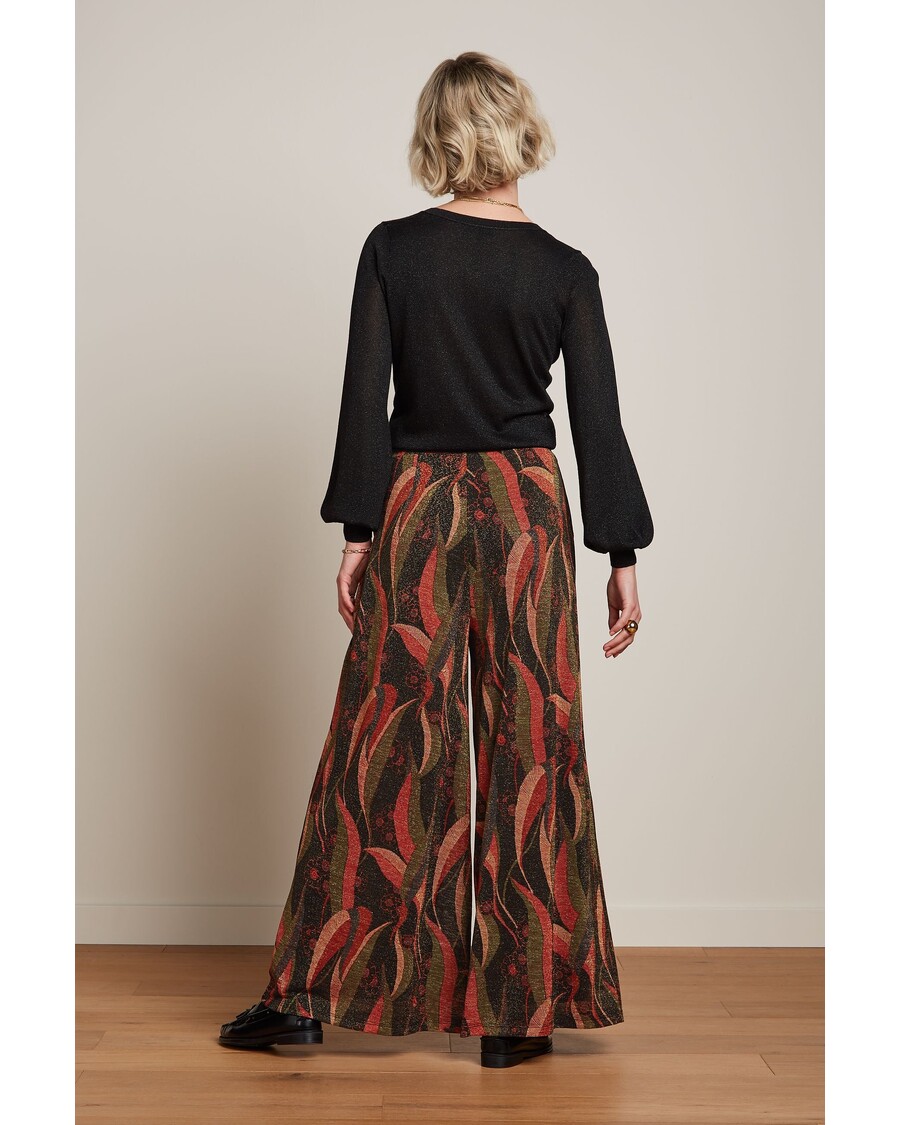 King Louie V Neck Bellsleeve Spiro